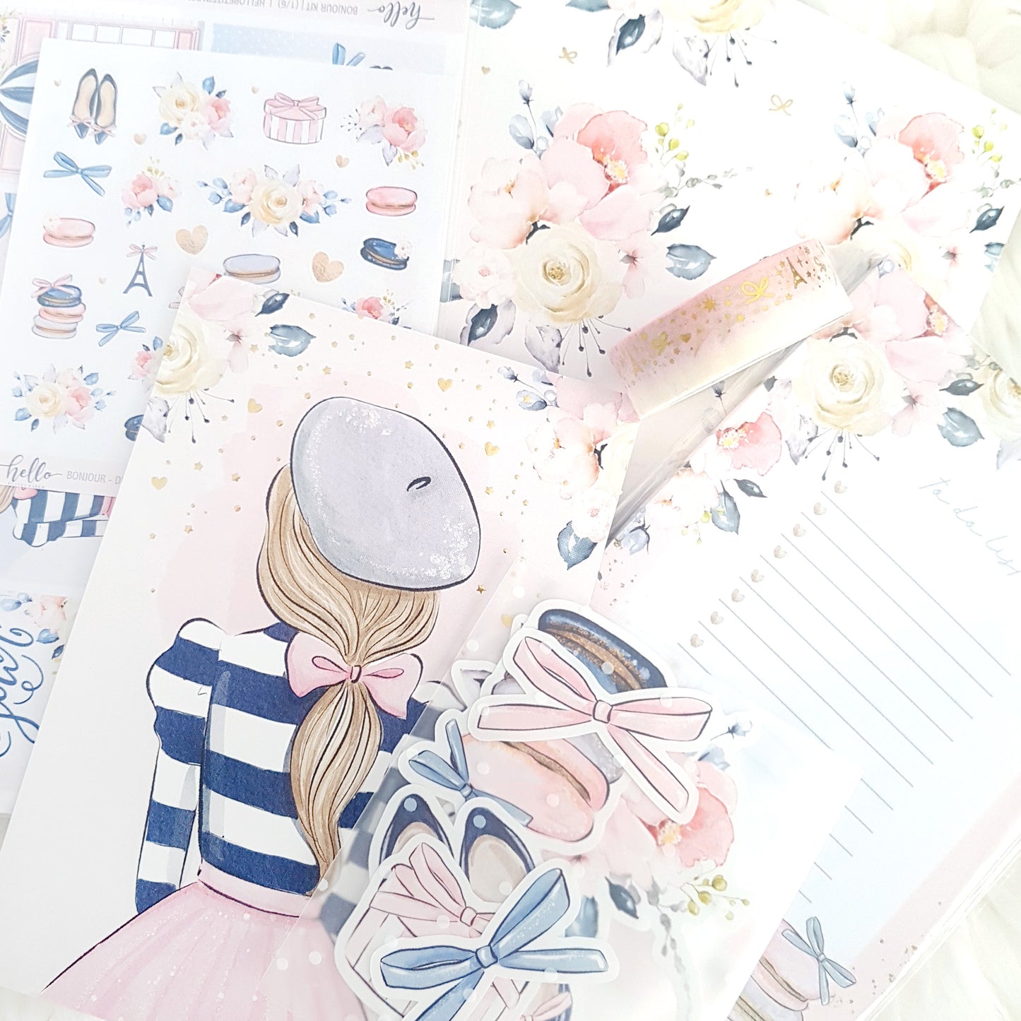 Petite Box - Spring Edition (exclusive stationery box)