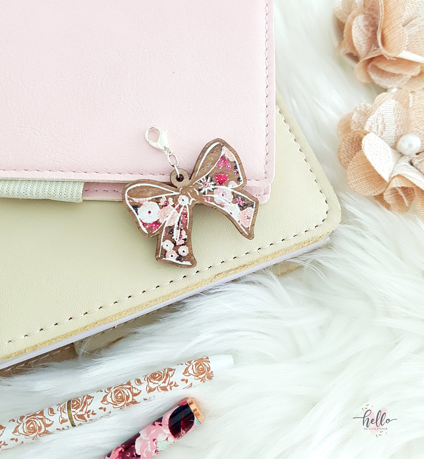 Petite Box - Winter Edition (exclusive stationery box)